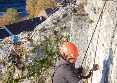 Klicken, um das Bild zu vergrößern Grünwuchsentfernung Kirchenfels Aarburg