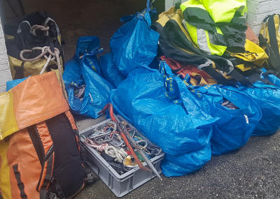 Klicken, um das Bild zu vergrößern Felsräumungen und Kontrolle von Steinschlagschutznetzen